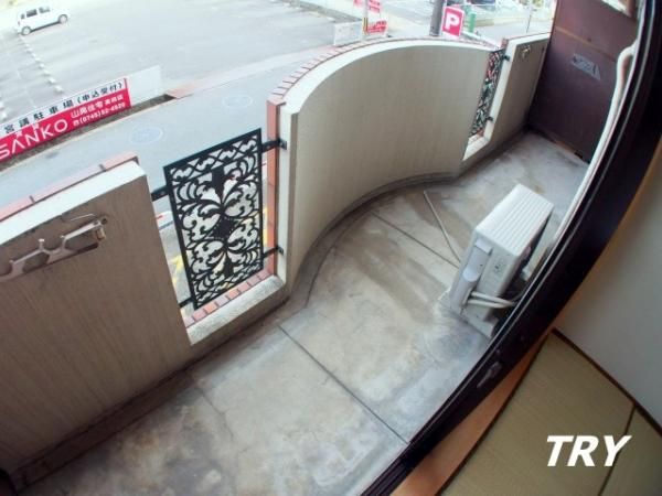 �y�o���R�j�[�z�@