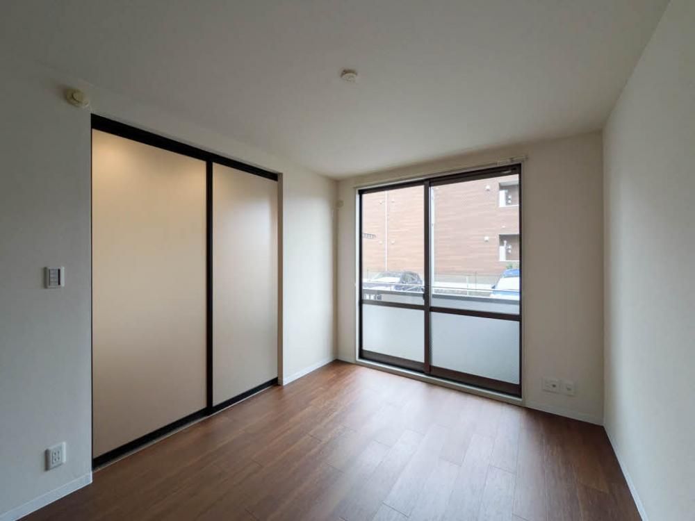 �y���̑������E�X�y�[�X�z�@