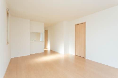 �y�����E���r���O�z�@