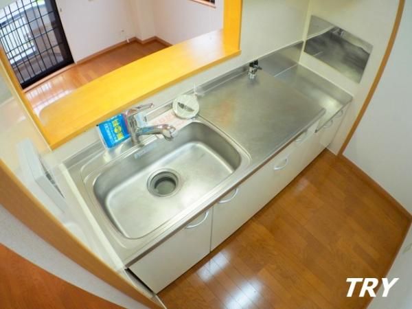 �y�L�b�`���z�@