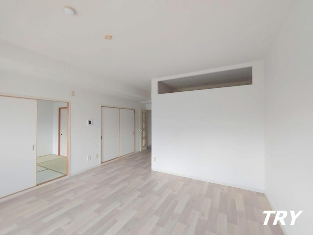 �y���ԁE���r���O�z�@