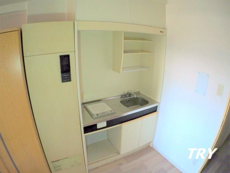 �y�L�b�`���z�@