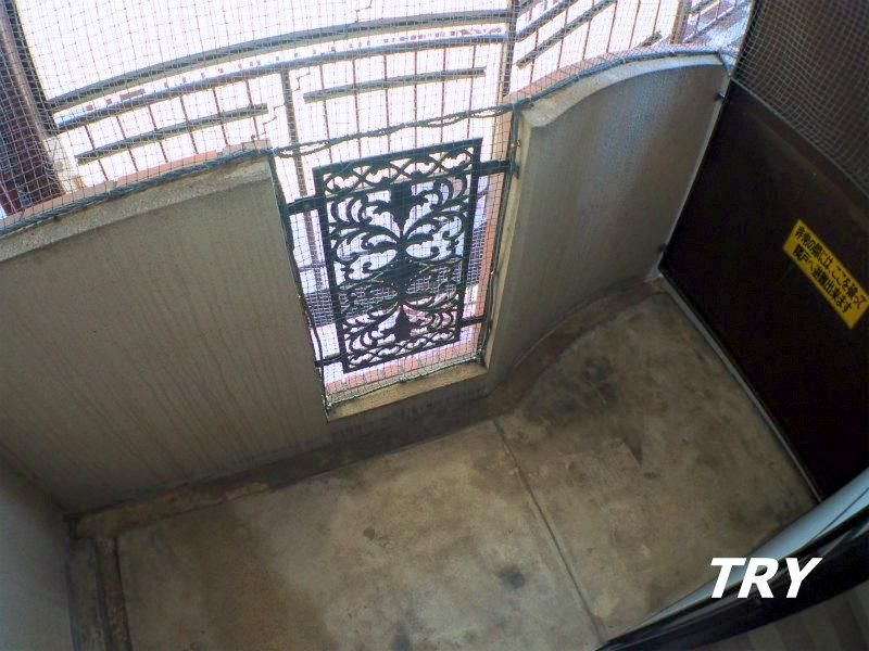 �y�o���R�j�[�z�@