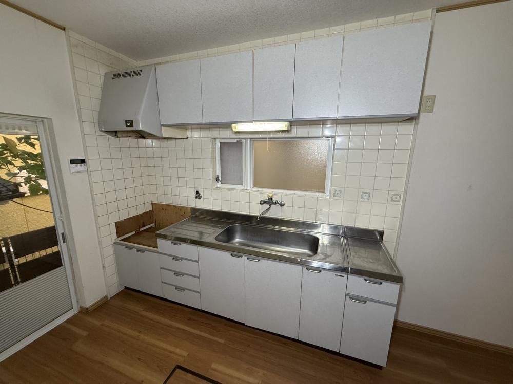 �y�L�b�`���z�@