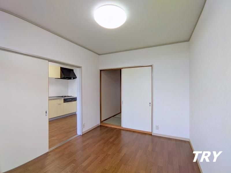 �y�Q���z�@