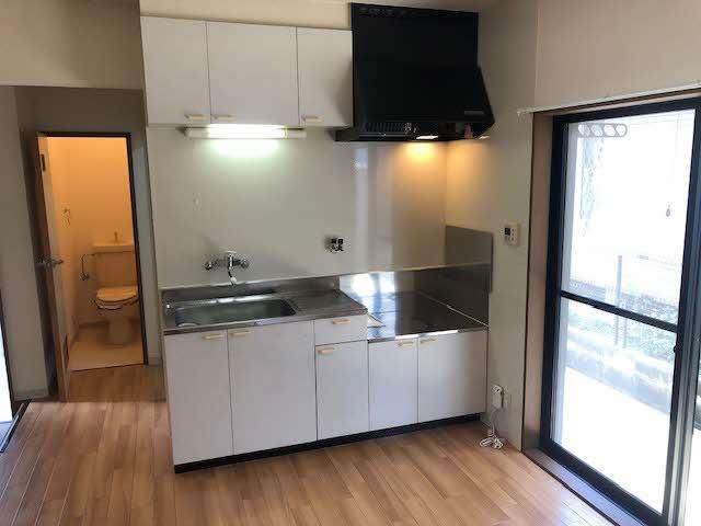 �y���ԁE���r���O�z�@