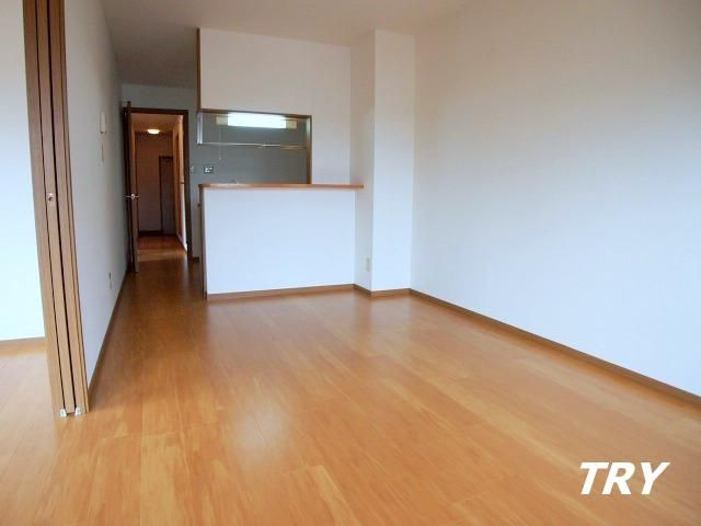 �y�����E���r���O�z�@