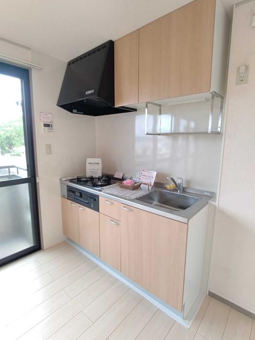 �y�L�b�`���z�@