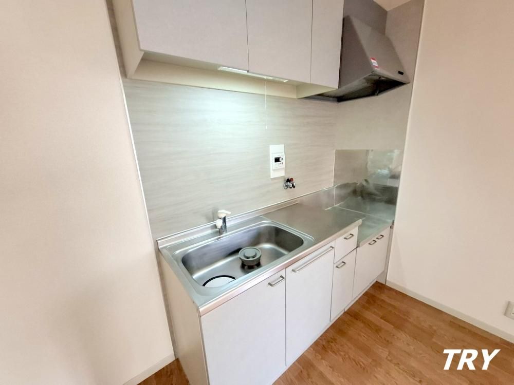 �y�L�b�`���z�@