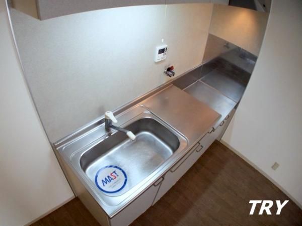 �y�L�b�`���z�@