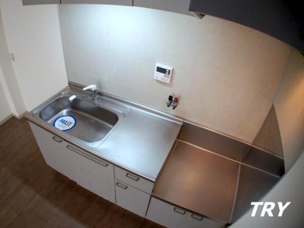 �y�L�b�`���z�@