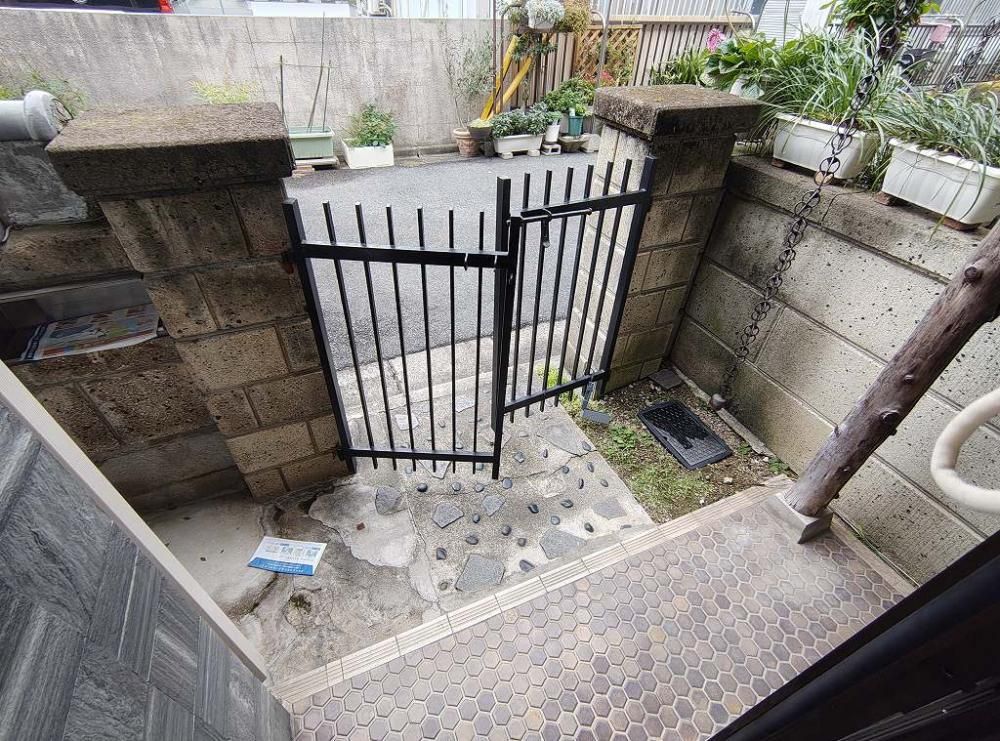 �y�G���g�����X�z�@