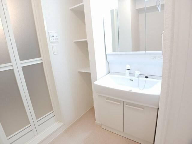 �y���ʏ��z�@