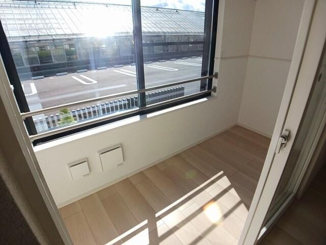 �y�o���R�j�[�z�@