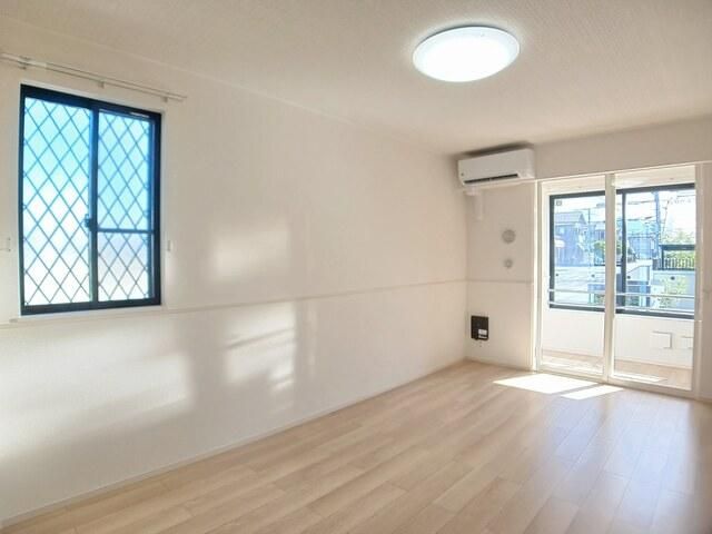 �y���ԁE���r���O�z�@