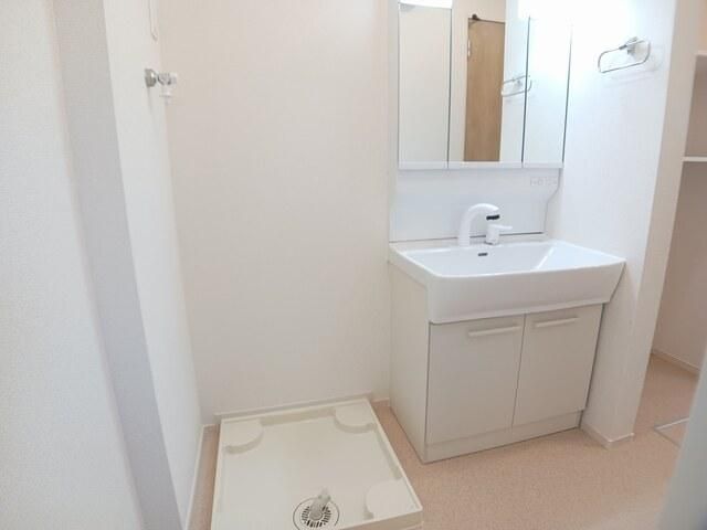 �y���ʏ��z�@