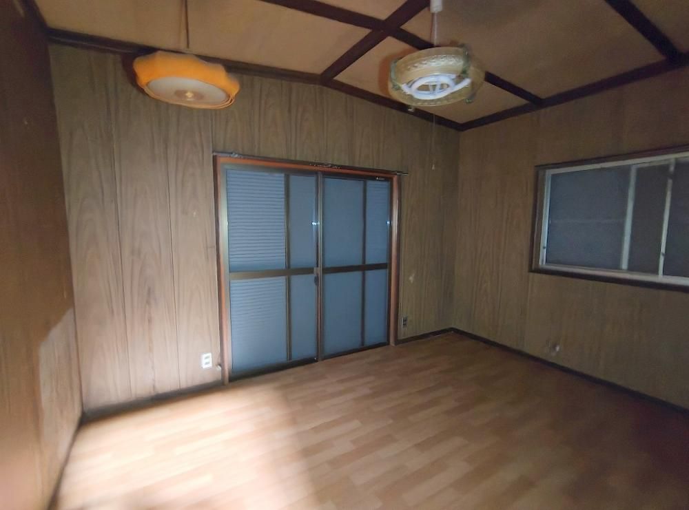 �y���ԁE���r���O�z�@