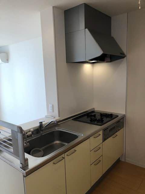 �y�L�b�`���z�@