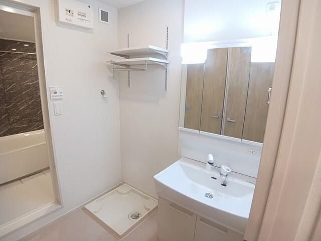 �y���ʏ��z�@