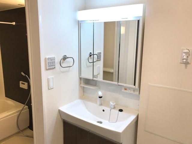 �y���ʏ��z�@�����^�^�C�v