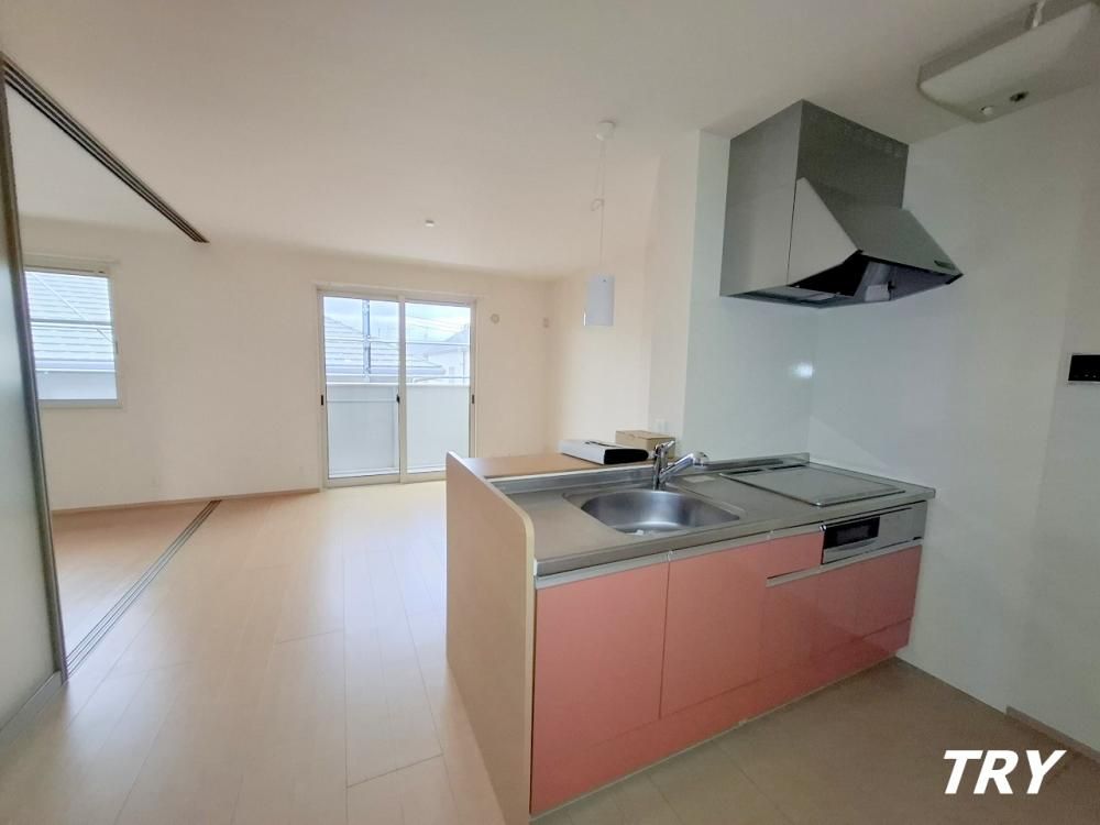 �y�L�b�`���z�@