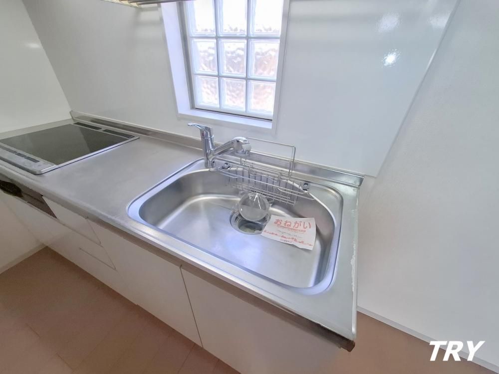 �y�L�b�`���z�@