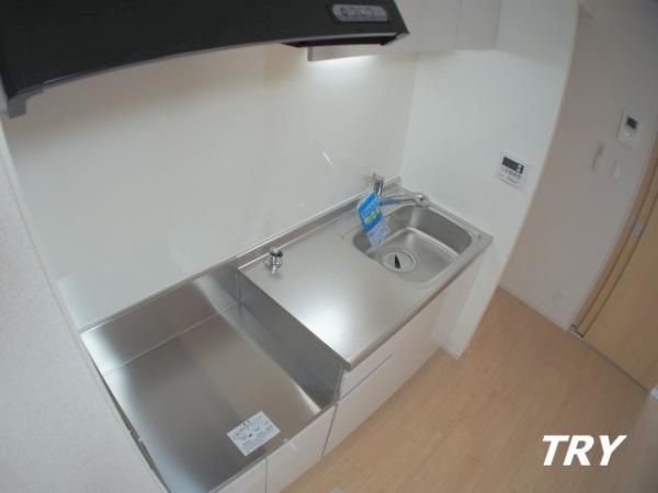 �y�L�b�`���z�@