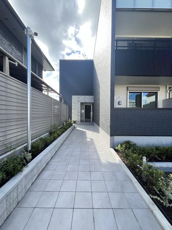 �y�G���g�����X�z�@