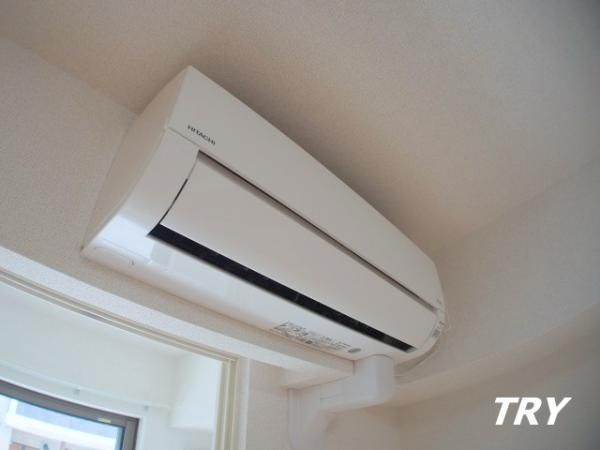 �y���̑��ݔ��z�@���r���O�@�G�A�R��