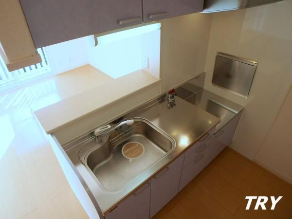 �y�L�b�`���z�@