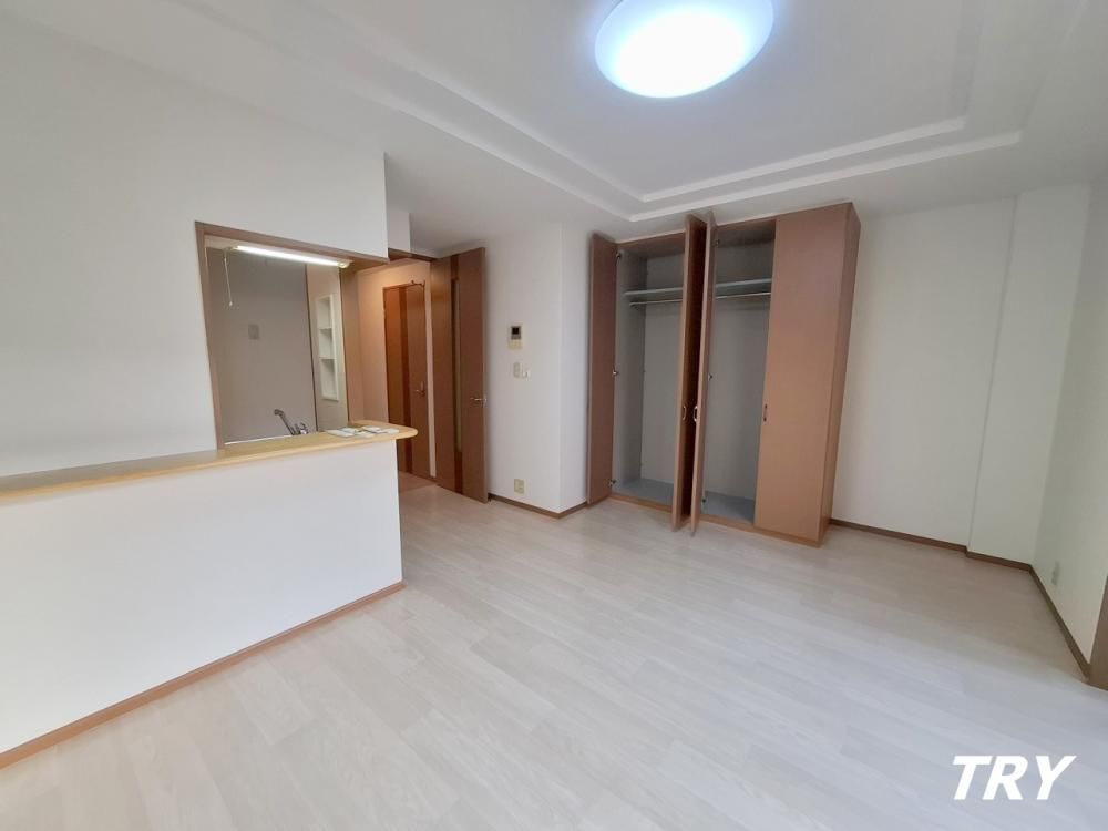 �y���ԁE���r���O�z�@