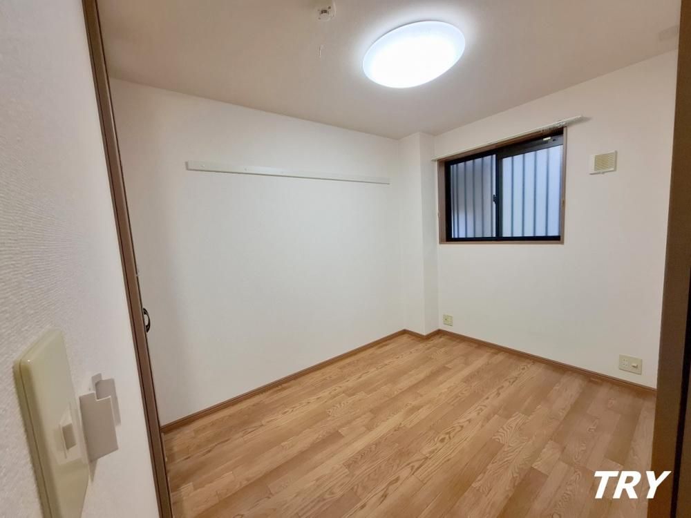 �y�Q���z�@