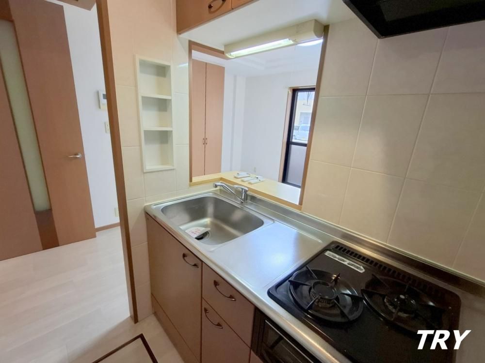 �y�L�b�`���z�@