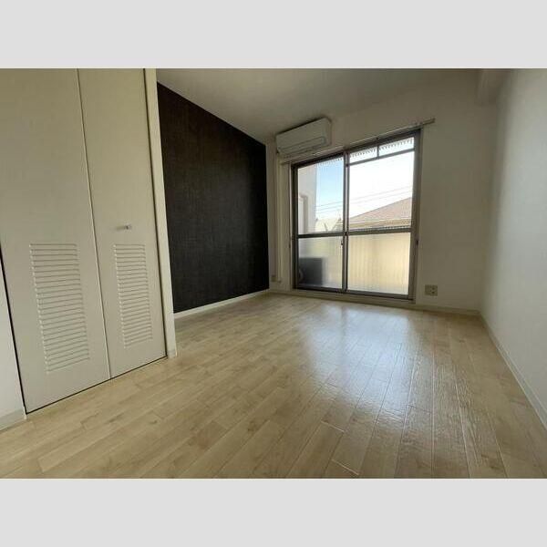 �y���ԁE���r���O�z�@