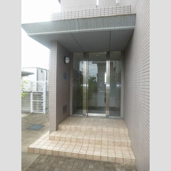 �y�G���g�����X�z�@