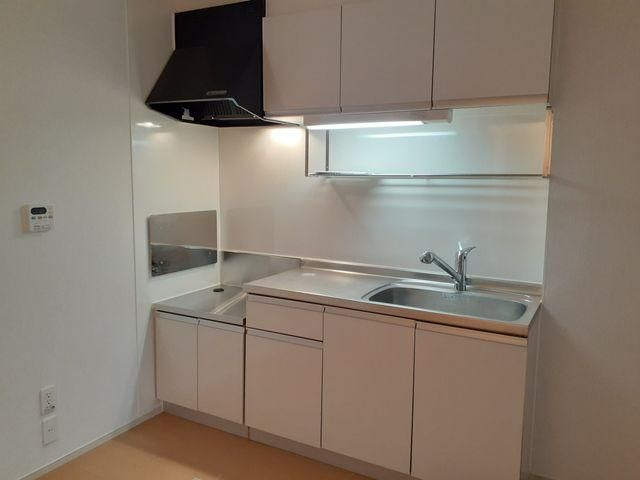 �y�L�b�`���z�@