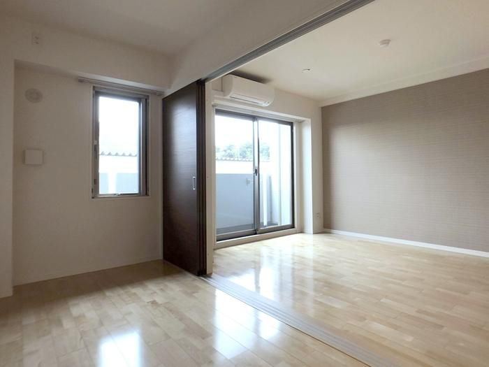 �y���ԁE���r���O�z�@