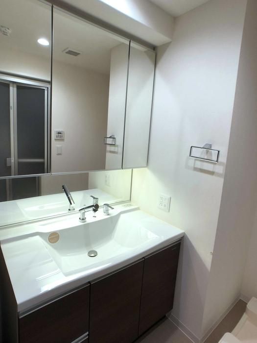 �y���ʏ��z�@