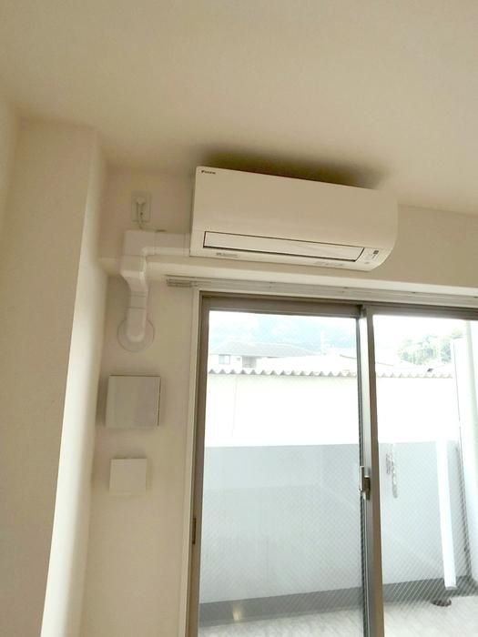 �y���̑��ݔ��z�@