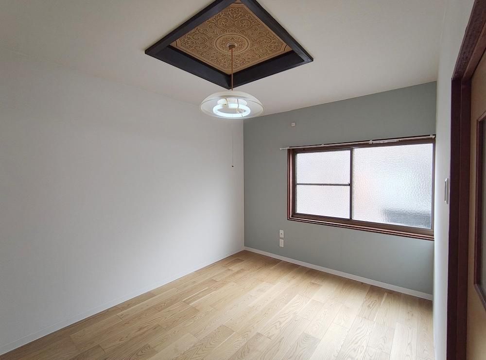 �y���̑������E�X�y�[�X�z�@