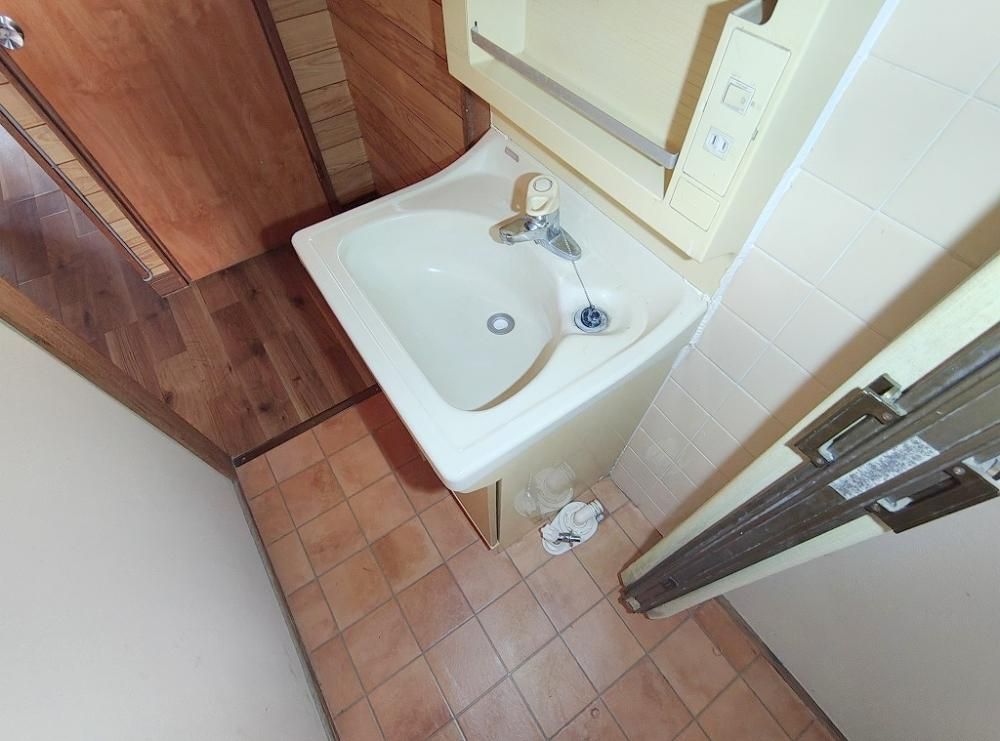 �y���ʏ��z�@