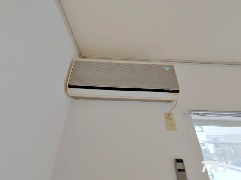 �y���̑��ݔ��z�@