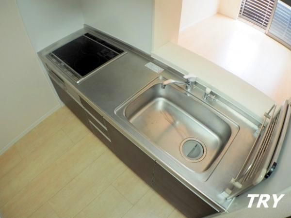 �y�L�b�`���z�@