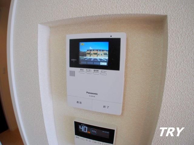 �y���̑��ݔ��z�@