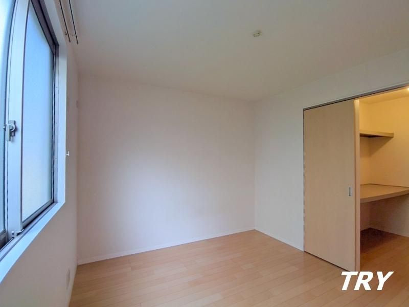 �y�Q���z�@