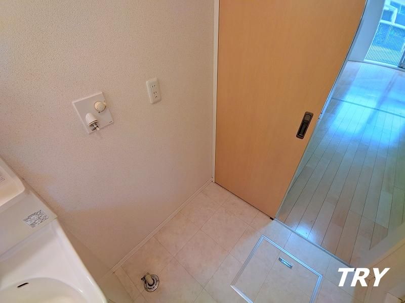 �y���ʏ��z�@