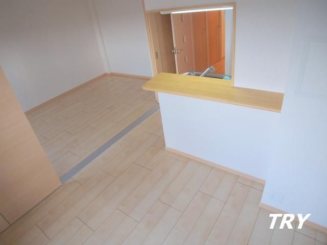 �y�L�b�`���z�@