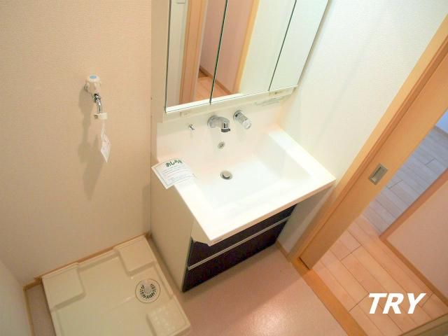 �y���ʏ��z�@