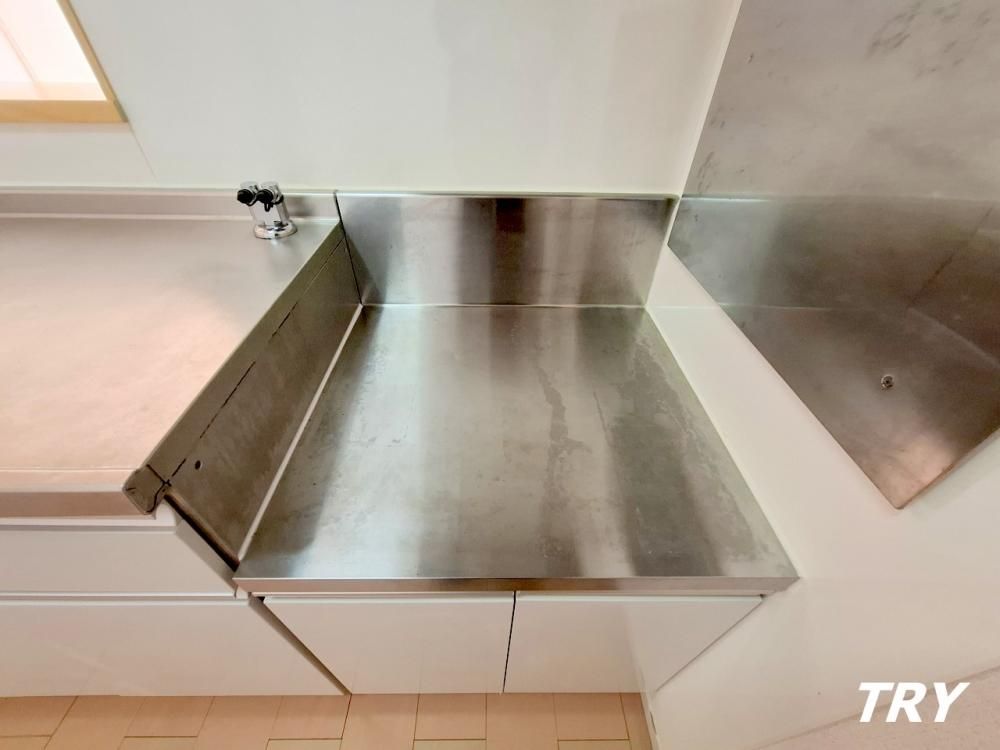 �y�L�b�`���z�@