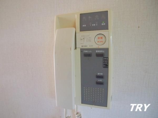 �y���̑��ݔ��z�@�C���^�[�z��